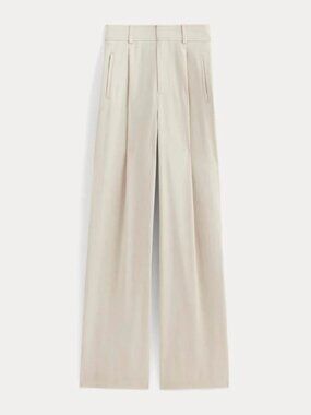 Everlane Draper Pleated Pant in Buttersmooth (2)